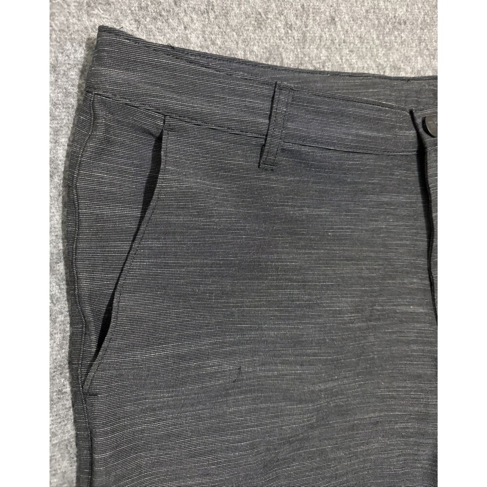 All In Motion Men's Shorts Gold Unlined Black 7" Inseam Size 40 - Picture 2 of 9